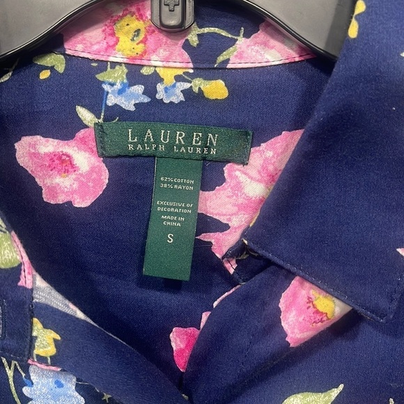 Ralph Lauren button down long shirt - Picture 3 of 9